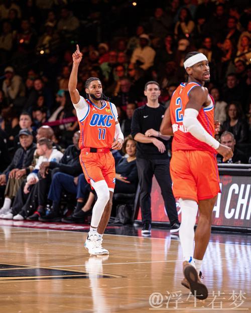 三分火热！卡姆-斯潘塞全场命中率100%，轰下20分2篮板4助攻